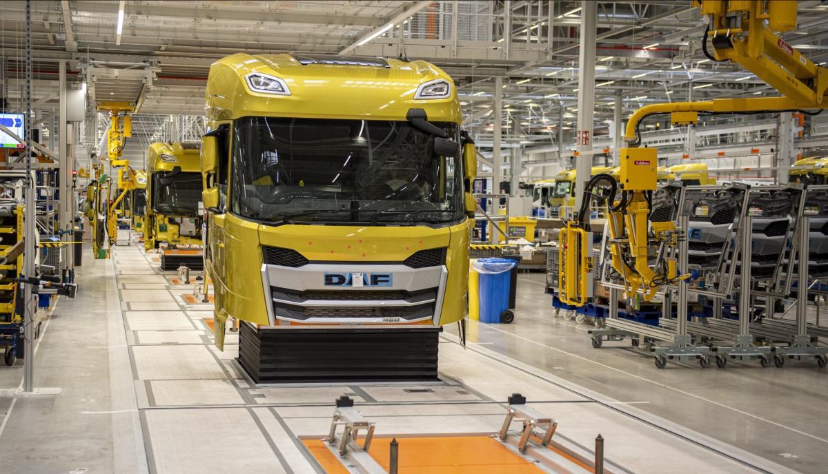 Manipulateur Dalmec dans l'usine DAF